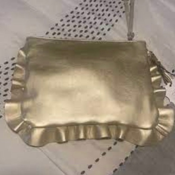 SOLE SOCIETY GOLD CLUTCH - Picture 3 of 5